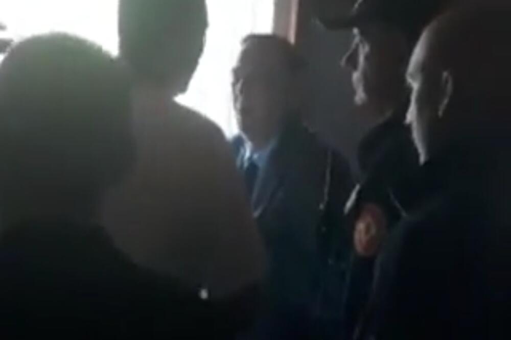 Vujačić ne vidi policajca