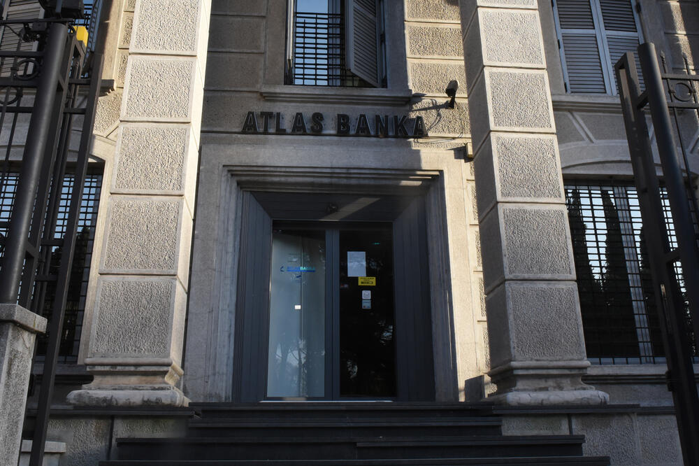 Atlas banka, Foto: Savo Prelević