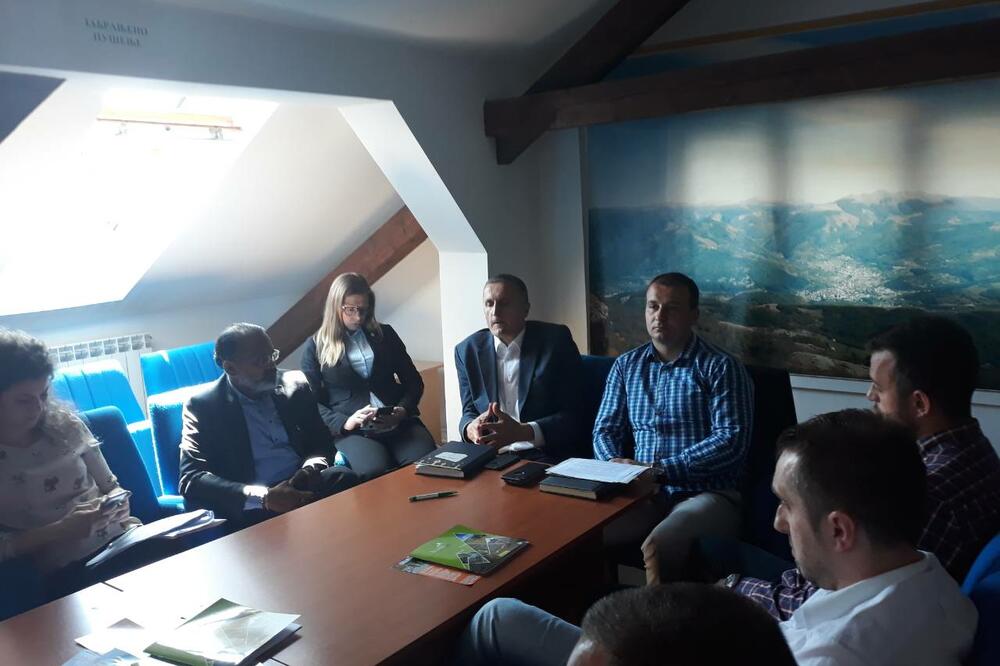 Sastanak Vlahovića i trgovinskih radnika, Foto: Dragana Šćepanović