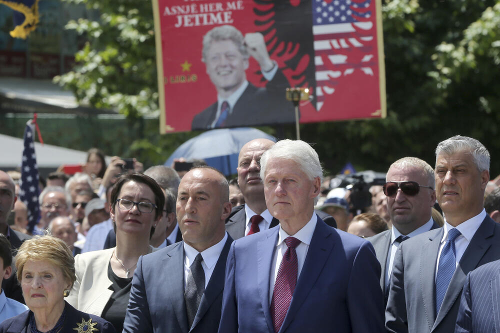 Sa svečanosti, Foto: AP