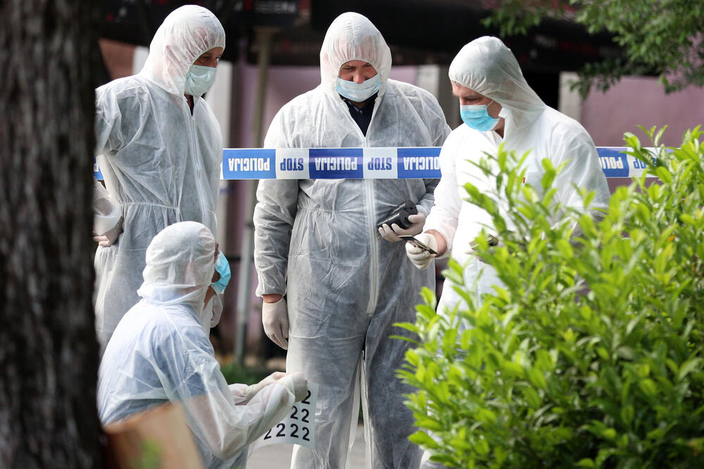 Forenzičari nakon pucnjave na Cetinju, Foto: Filip Roganović