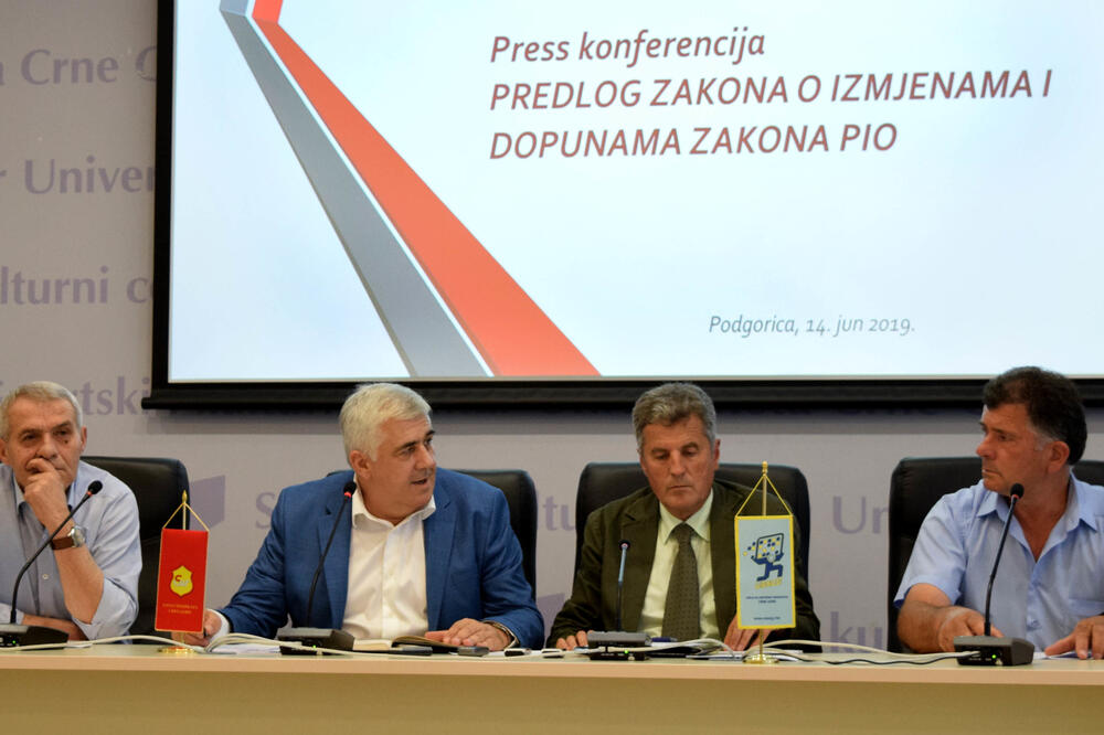 Sa današnjeg presa, Foto: Luka Zeković