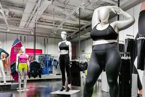 Nike ima nove lutke u izlogu: Više liče na potencijalne kupce