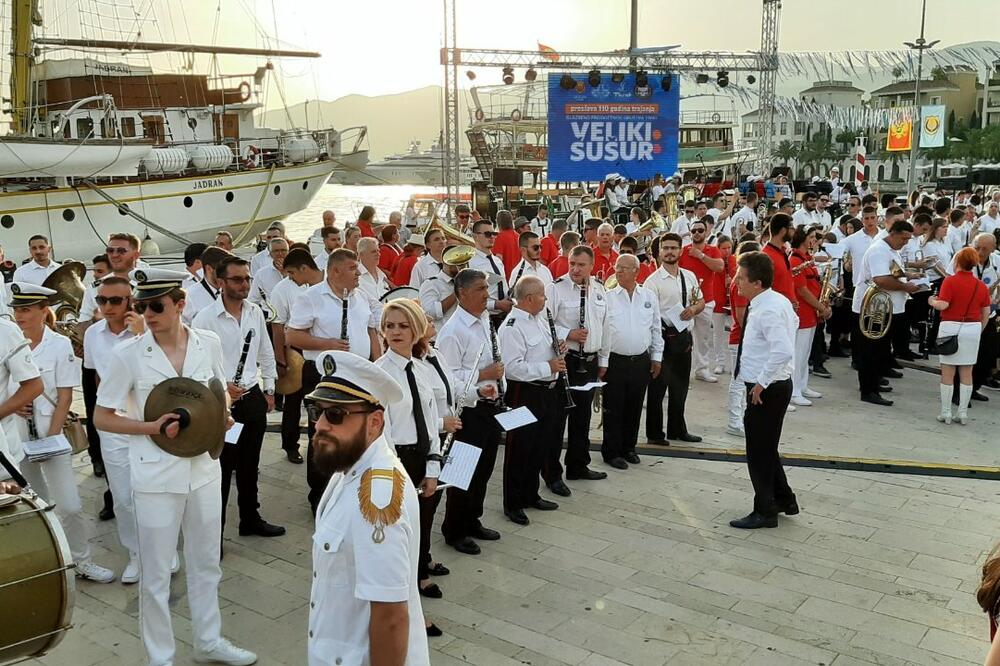 Večeras u Tivtu, Foto: Siniša Luković