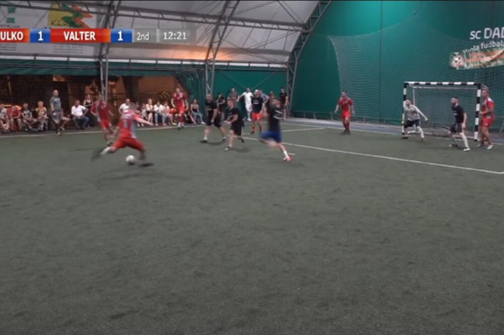 Boris Mijović postiže pobjedonosni gol za Valter, Foto: Screenshot
