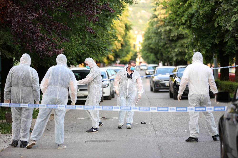 Forenzičari na mjestu na kojem je ubijen Milić, Foto: Filip Roganović