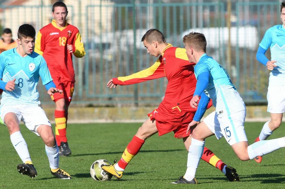 Mlađa kadetska fudbalska reprezentacija, Foto: FSCG