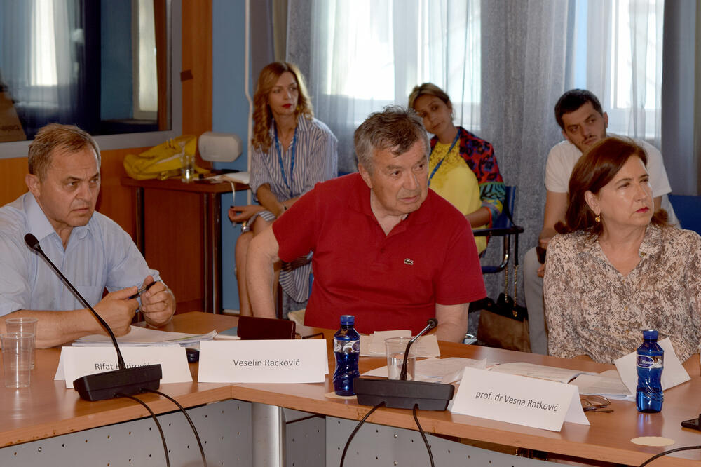 Predloženi za izbor zavise i od opozicije: Hadrović, Racković i Ratković, Foto: Luka Zeković