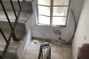 Jedna od najljepših zgrada u Starom gradu danas kao u Černobilu