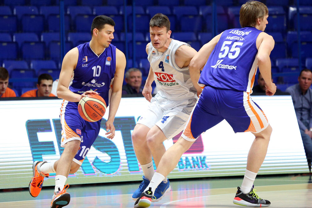 Marko Mugoša i Uroš Luković na meču protiv Budućnosti, Foto: Filip Roganović