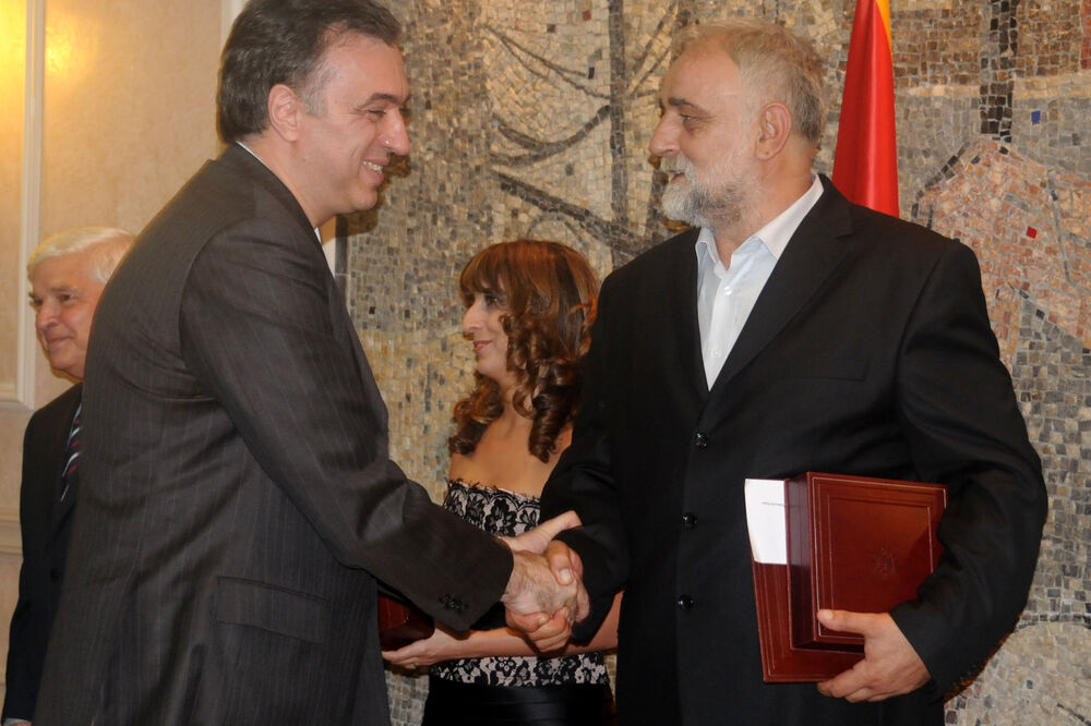 Uručenje Trinaestojulske nagrade Rajku Todoroviću 10. jula 2009., Foto: Boris Pejović