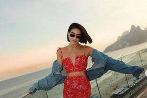 Decenijama u modi: Kako nositi top