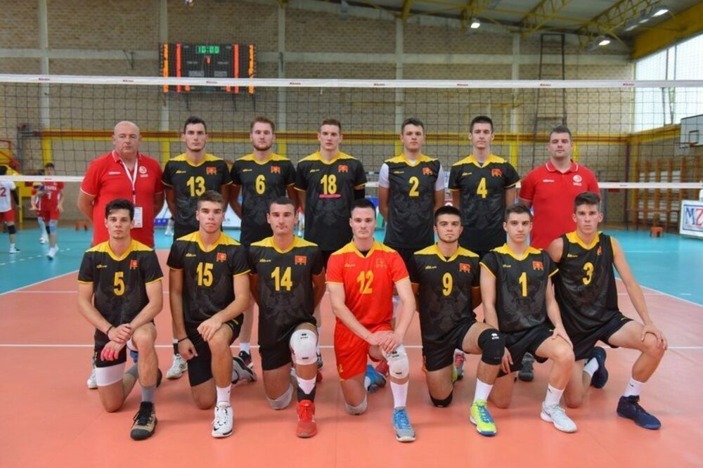 Muška juniorska odbojkaška reprezentacija