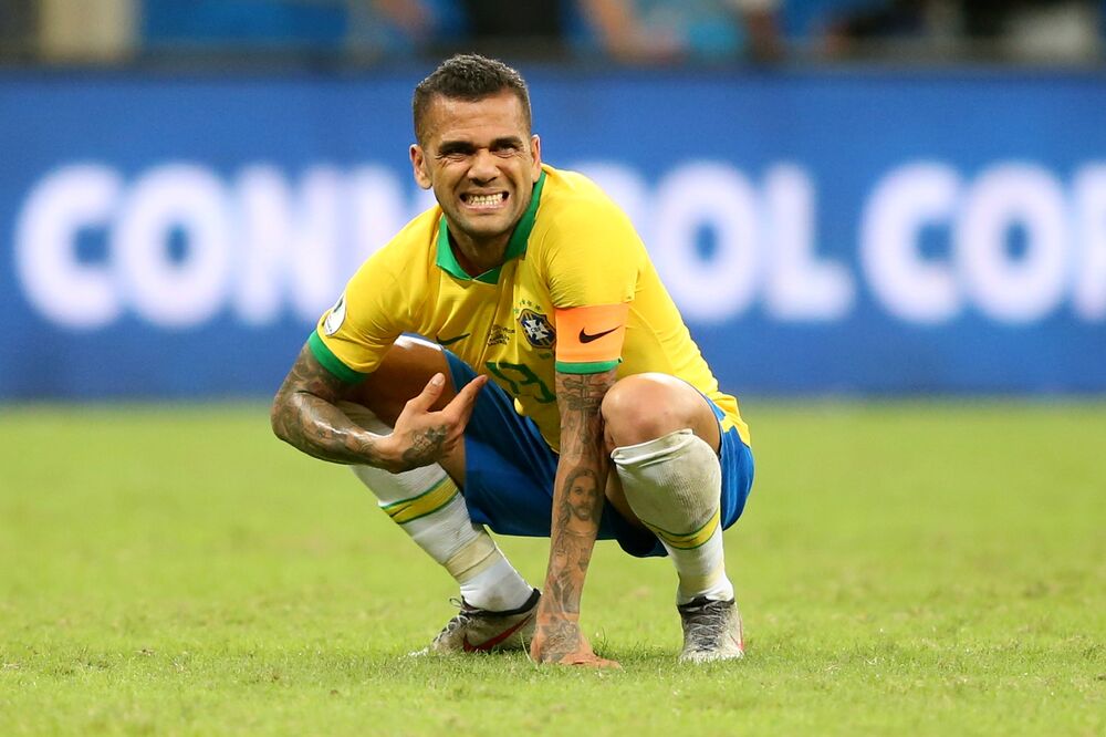 Dani Alveš, Foto: Reuters