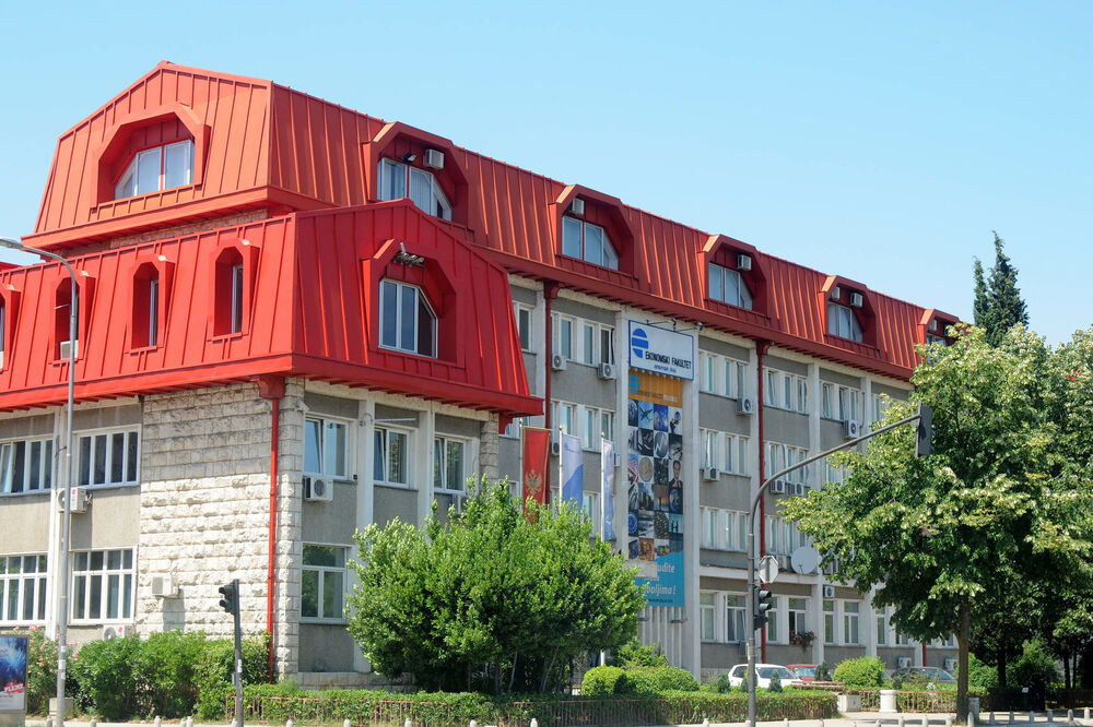 Najviše mjesta: Ekonomski fakultet, Foto: Boris Pejović