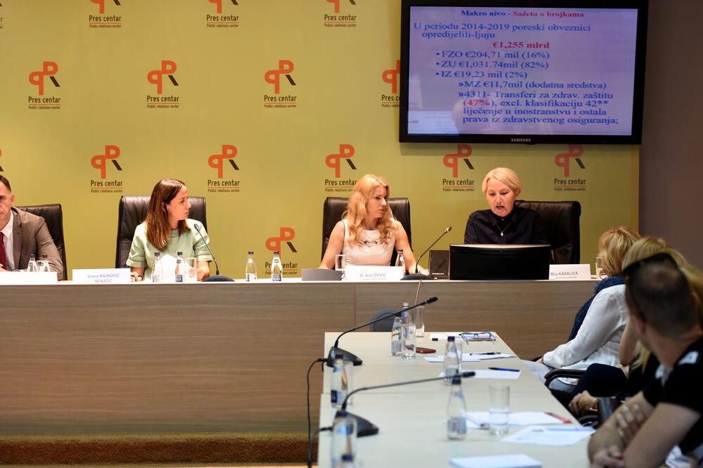 Sa panel diskusije, Foto: Savo Prelević