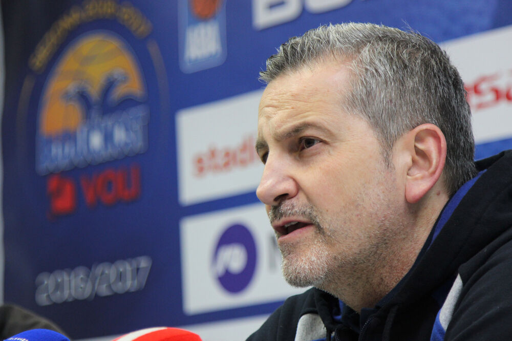 Zuros kao trener Budućnosti, Foto: Filip Roganović