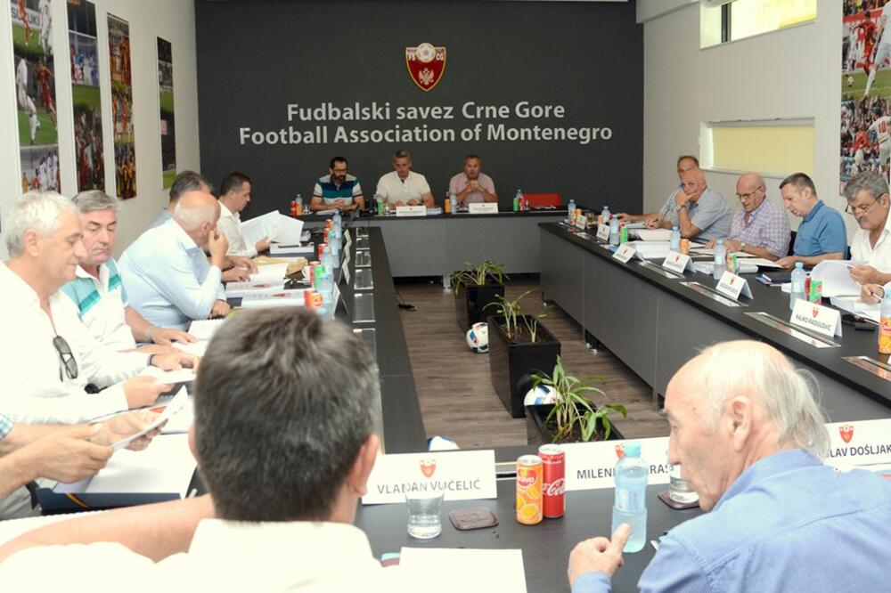 Sjednica IO održana je u Kući fudbala, Foto: FSCG