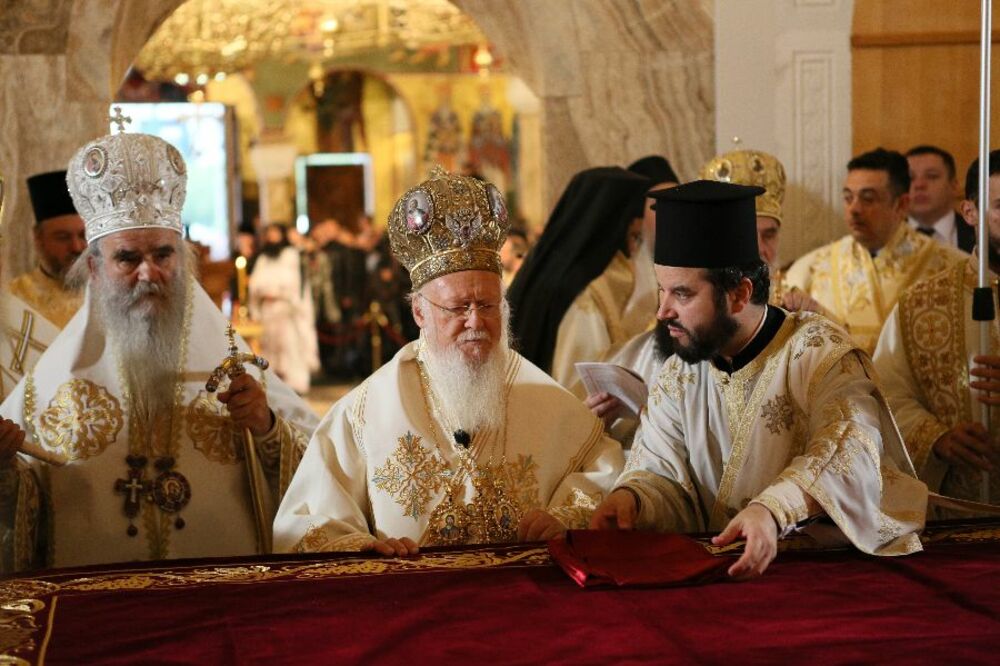 Metropolitan Amfilohije and Patriarch Bartholomew, Photo: Mitropolija.com