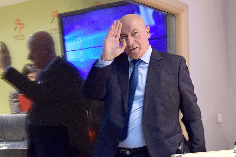 Opet im zabranio raspolaganje imovinom: Katnić, Foto: Zoran Đurić