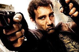 Klajv Oven, Monika Beluči i Pol Đamati u akcionom trileru