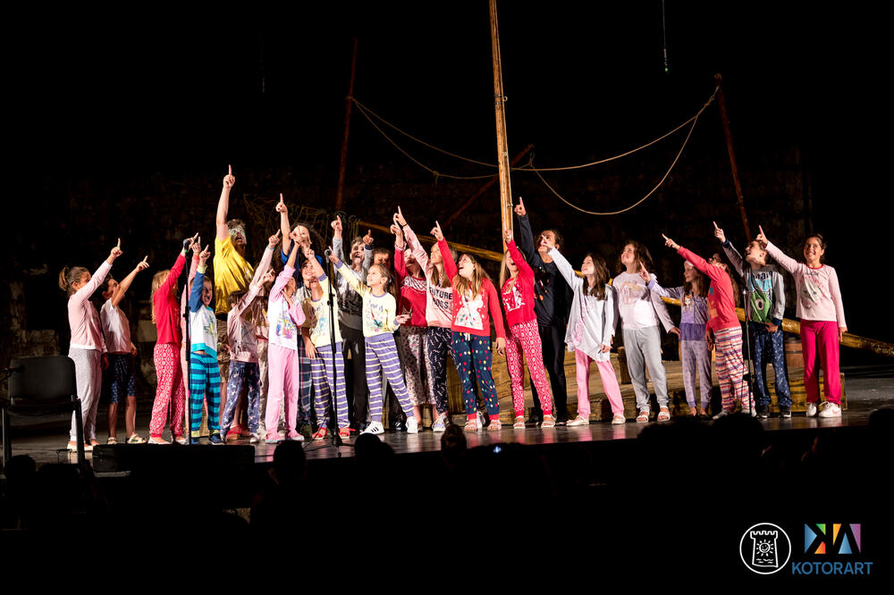 Sa prve festivalske večeri, Foto: Krsto Vulović