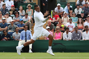 Kirjos nakon tri i po sata srušio zemljaka Tompsona