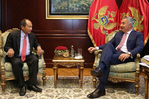 Đukanović Fukujami: Uz sve evropske slabosti, integracija u EU je...