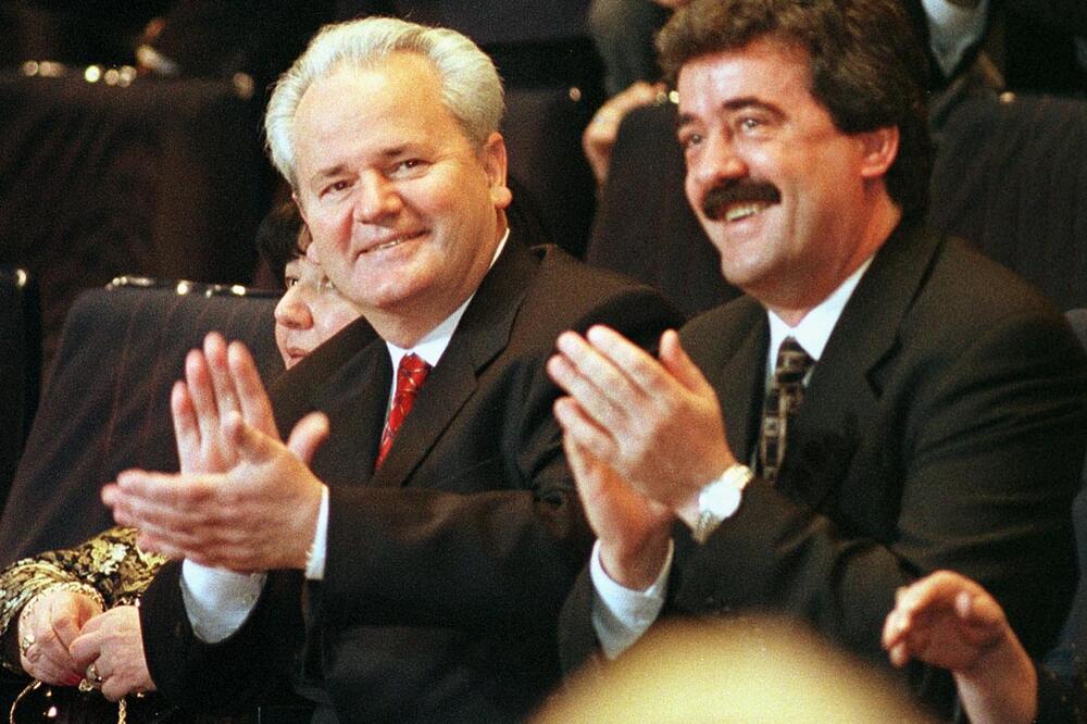 Milošević i Bulatović dok su bili na čelu savezne države (arhiva), Foto: REUTERS/ Emil Vas