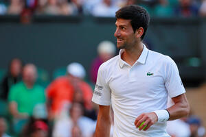 Lagani trening: Đoković bez napora do trećeg kola