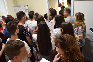 Sve „Luča” do „Luče”, a na PISA testovima najgori