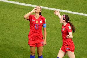 Mnogo buke oko šoljice čaja: Aleks Morgan objasnila da li je...