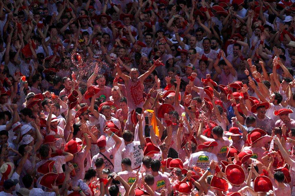 Festival San Fermin je poznat po trkama s bikovima, Foto: Reuters