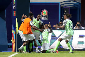 Spektakl u Aleksandriji: Nigerija u goleadi eliminisala Kamerunce