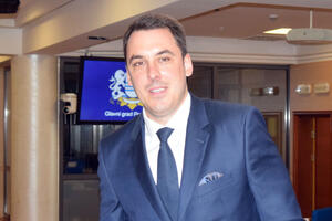 Da se nacrt odluke o finansiranju sporta u glavnom gradu ponudi na...