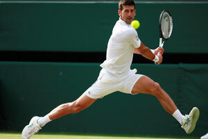 Đoković rutinski do četvrtfinala, Gofan naredna prepreka