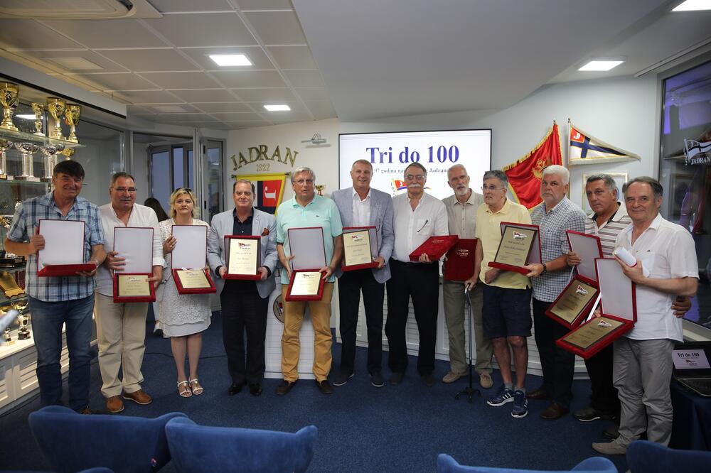 Sa svečanosti na Škveru