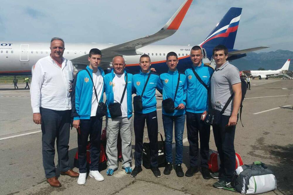 Žabljački osnovci pred put u Rusiju, Foto: Privatna arhiva