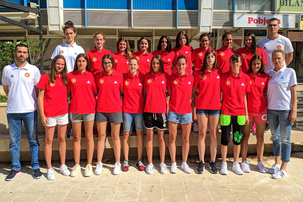 Ženska kadetska košarkaška reprezentacija