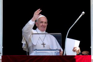 Papa Franjo i Štajnmajer čestitali Dan državnosti