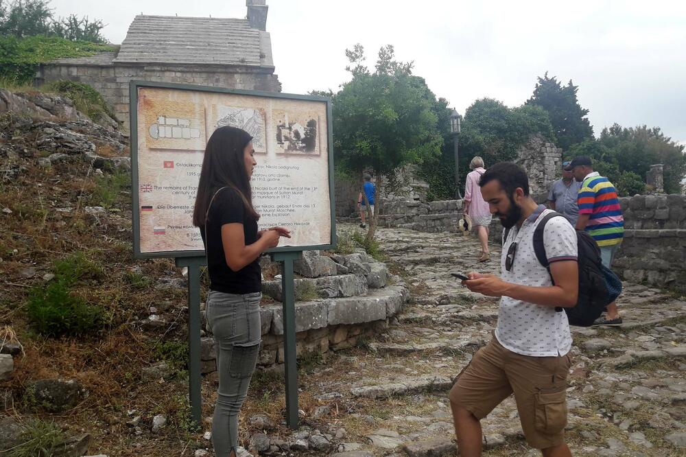 Španski vodič u Starom Baru, Foto: TO Bar