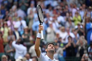 Đoković: Dobar je na travi, stabilan je, ne odustaje; Bautista:...