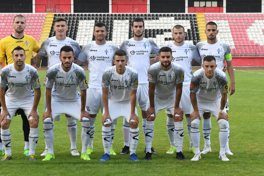 Da pokušaju da završe posao u prvom meču: Fudbaleri Budućnosti, Foto: Savo Prelević