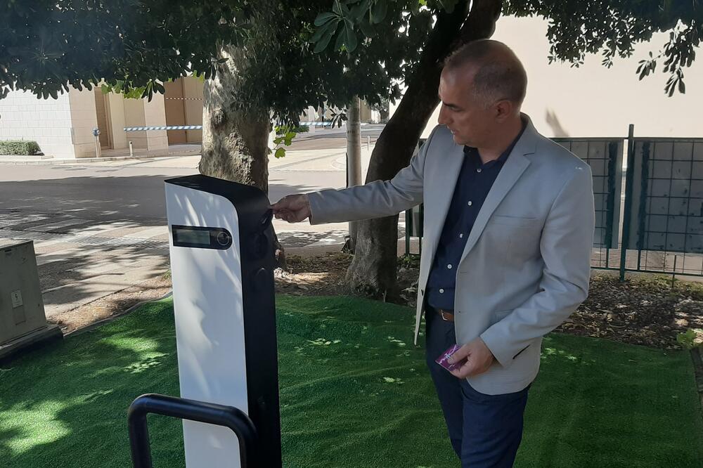 Danas u Tivtu, Foto: Siniša Luković