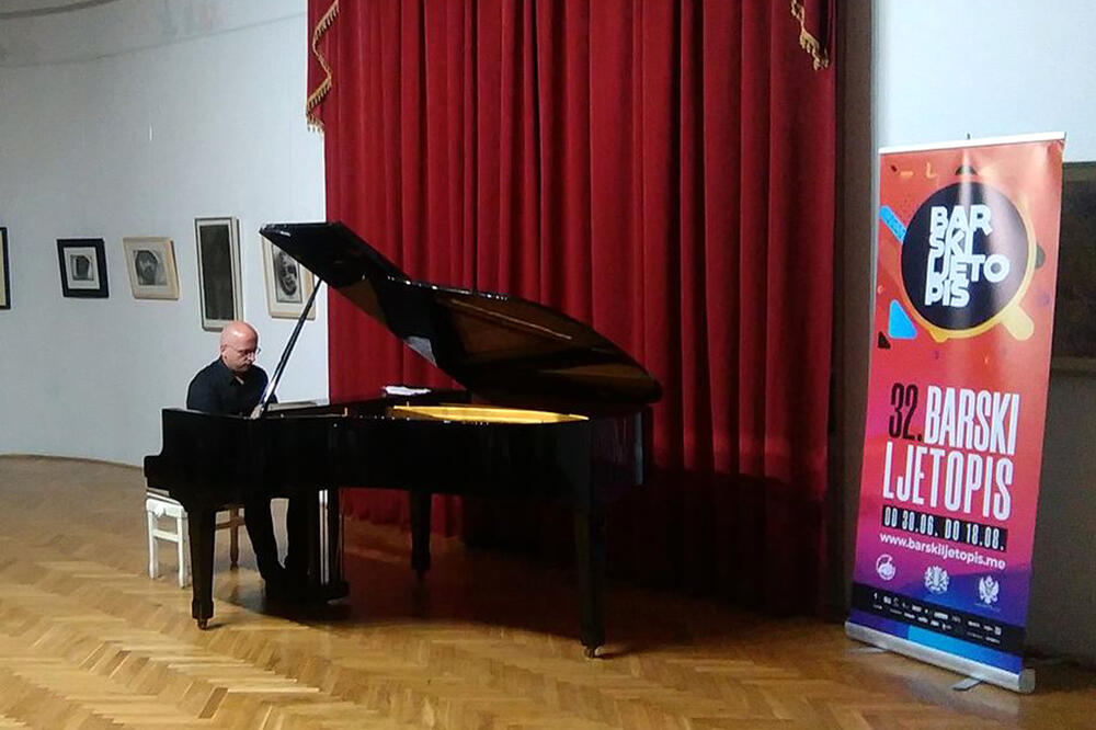 Sa koncerta, Foto: Radomir Petrić