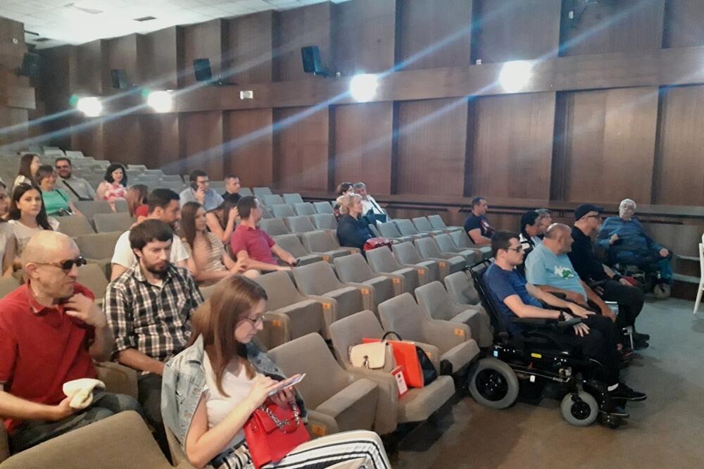 Sa premijere dokumentarnih filmova “Dodir svjetlosti“ i „Ambrozovi životni trikovi, Foto: Privatna arhiva