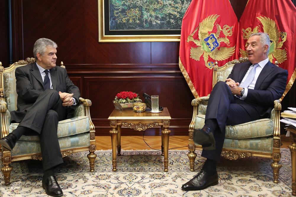 Milo Đukanović i Sergej N. Gricaj, ambasador Ruske Federacije u Crnoj Gori, 8. jul 2019., Foto: Predsjednik.me