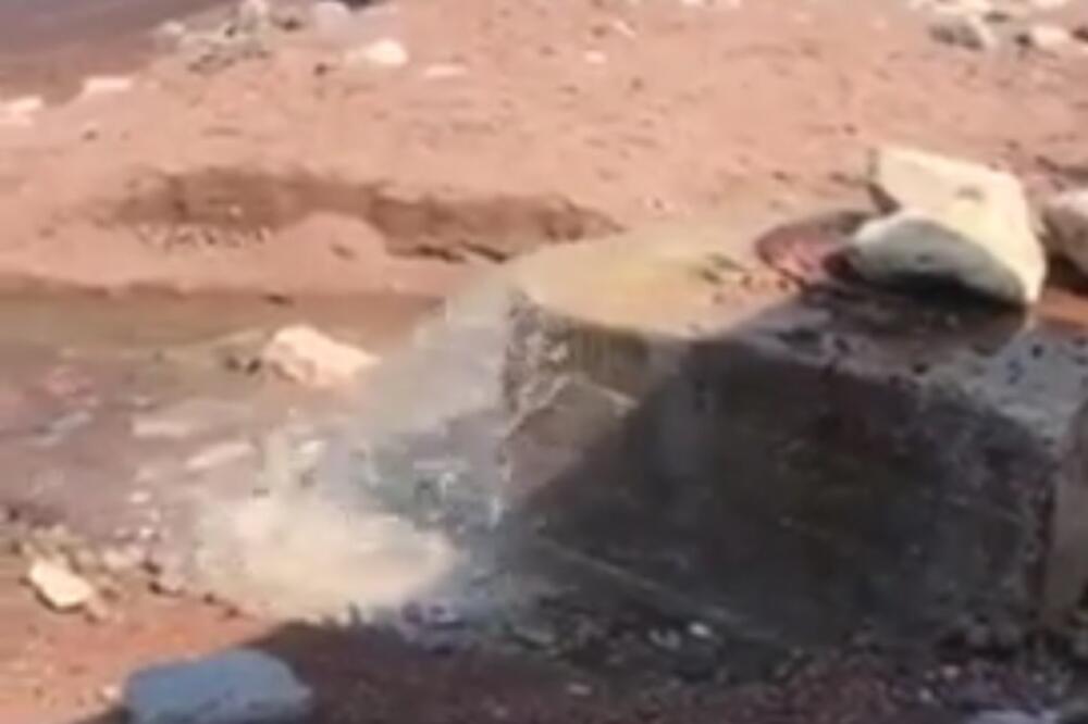 Šaht udaljen nekoliko metara od mora, Foto: Screenshot