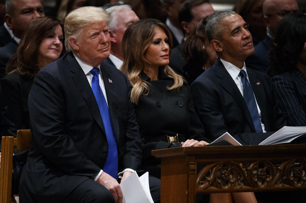 Donald Tramp, njegova supruga Melanija Tramp i Barak Obama, Foto: BETA/AP