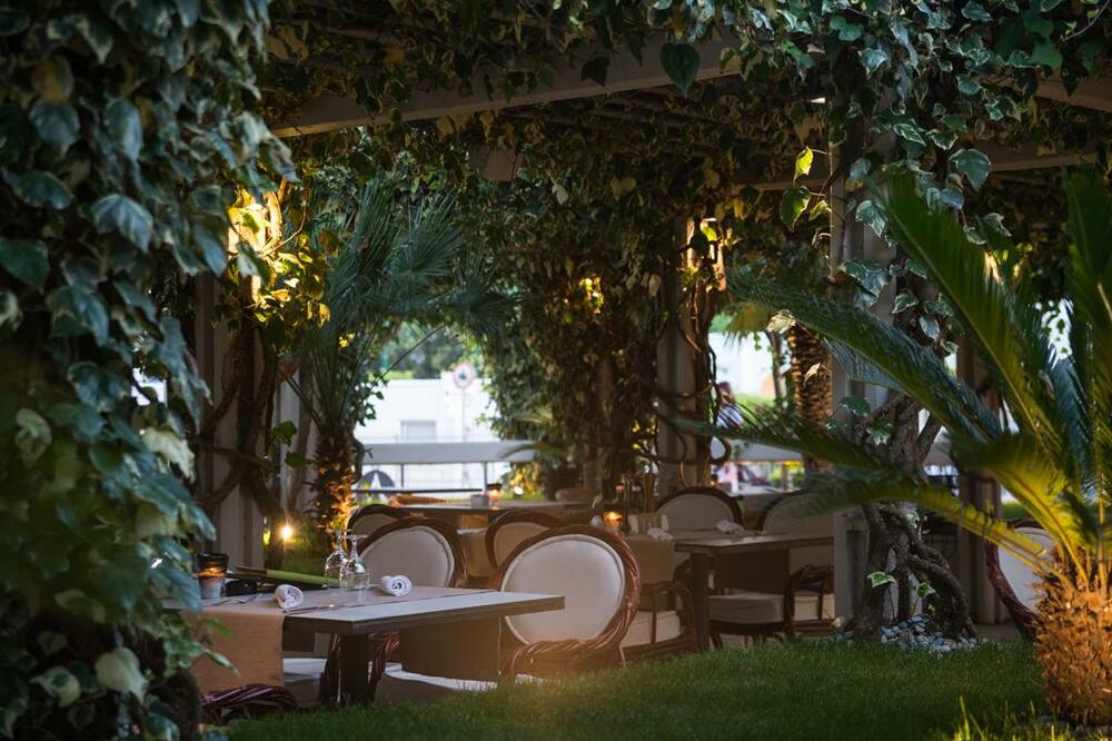 Bašta A Club Restorana, Foto: A Club Restoran